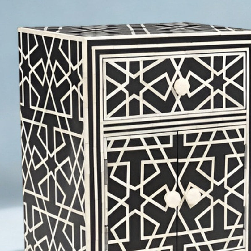 Center detail (auto-generated)