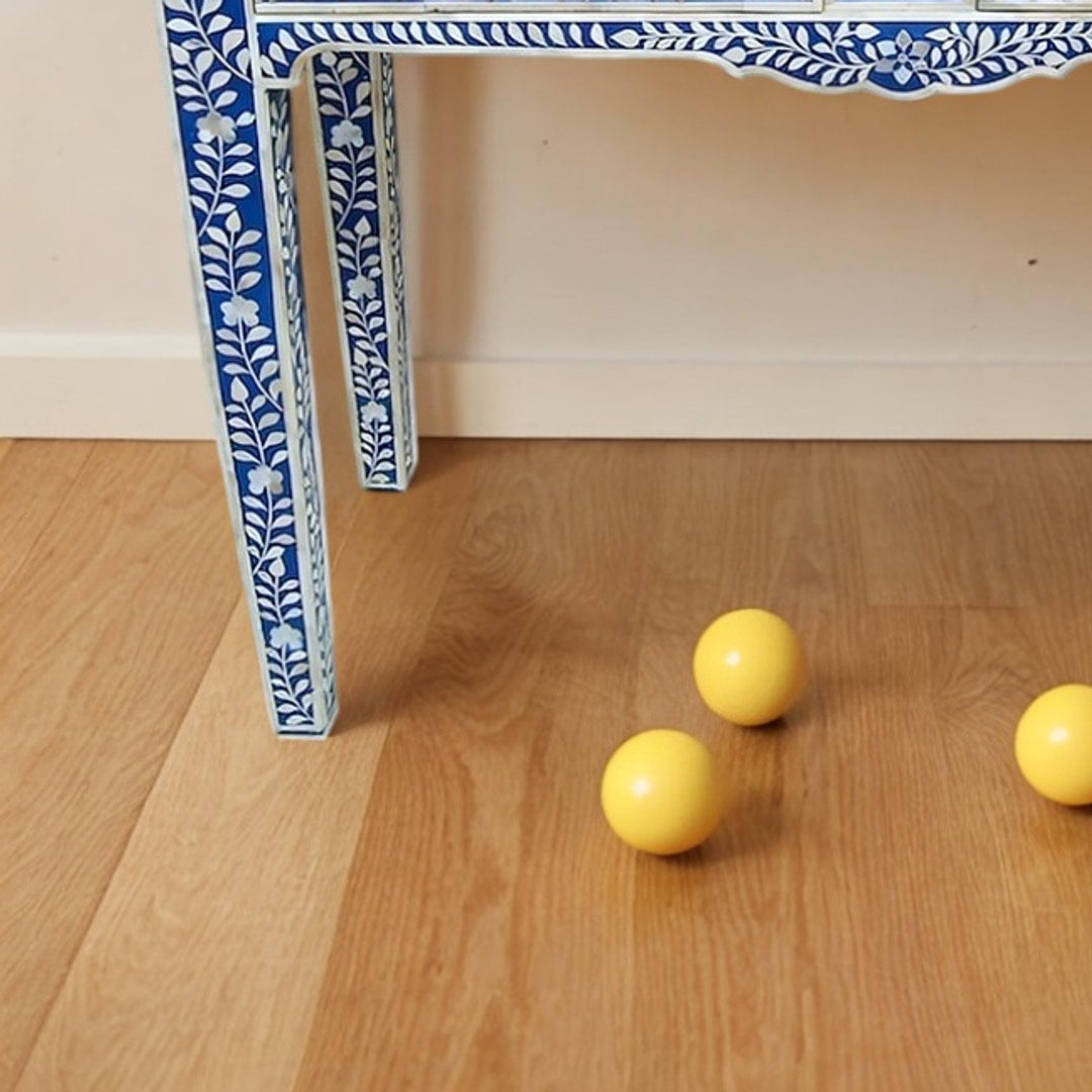 Bottom-left detail (auto-generated)