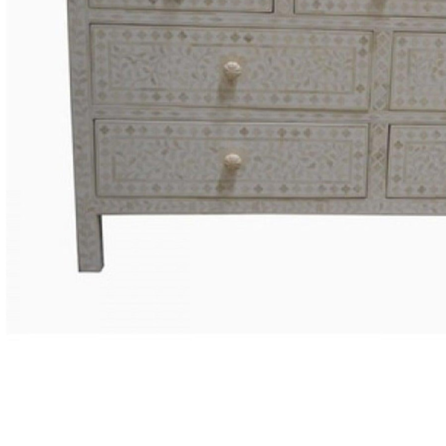 Bottom-left detail (auto-generated)