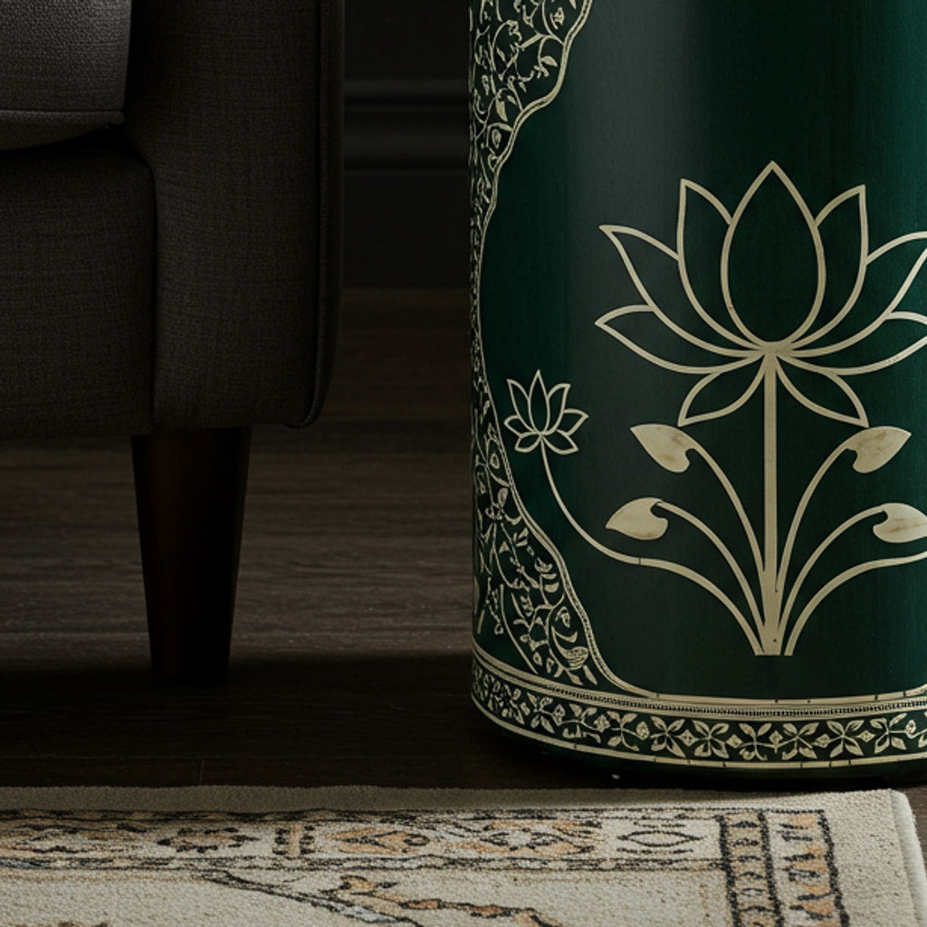 Bottom-left detail (auto-generated)