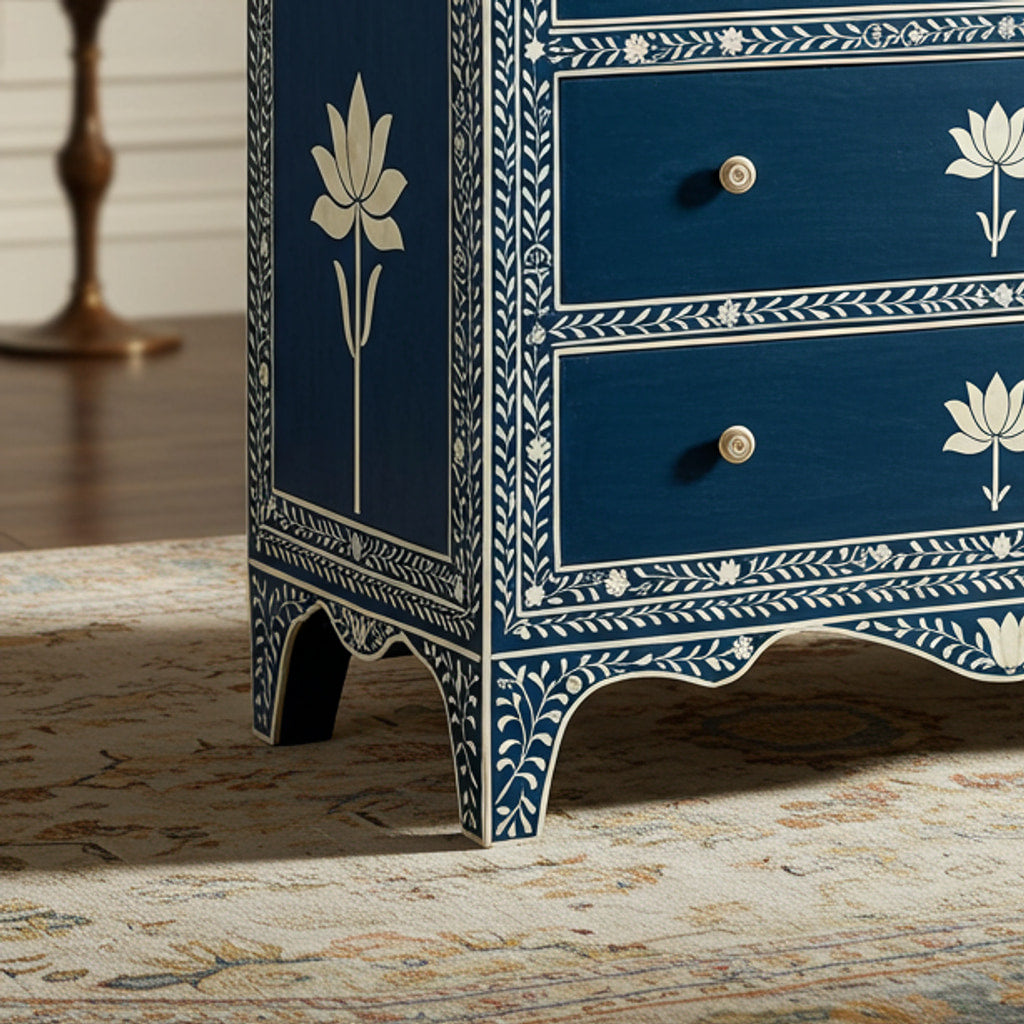 Bottom-left detail (auto-generated)