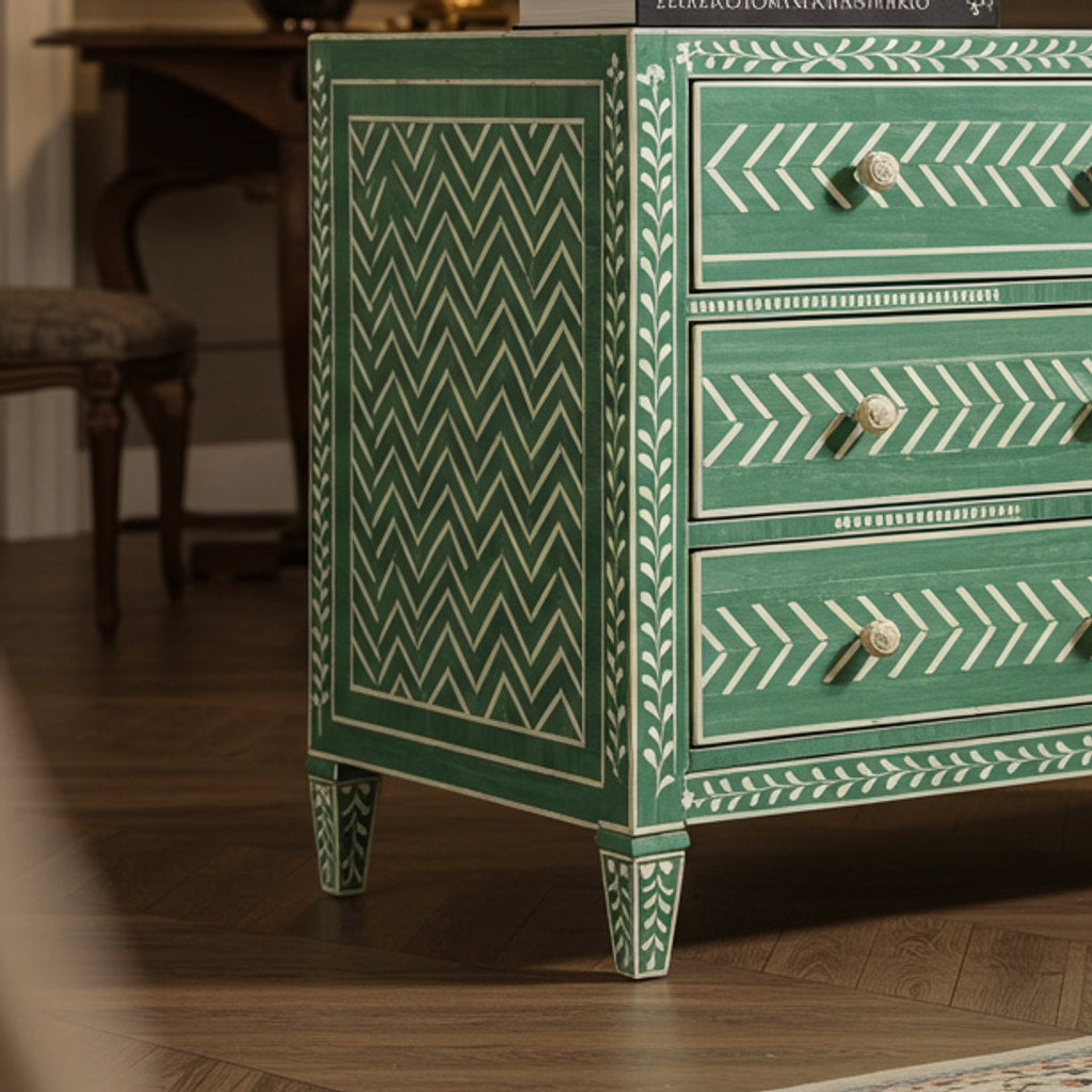 Bottom-left detail (auto-generated)