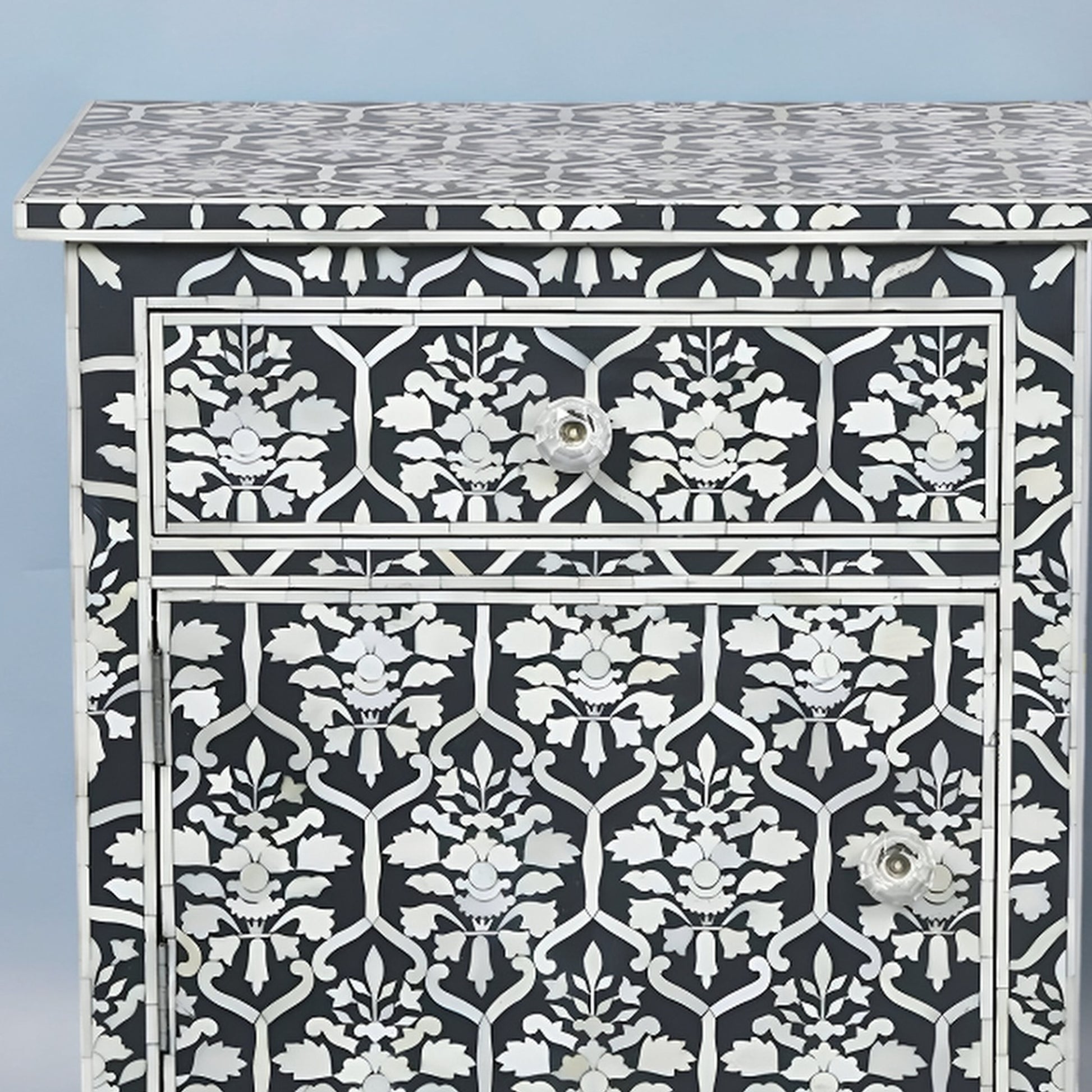 Center detail (auto-generated)