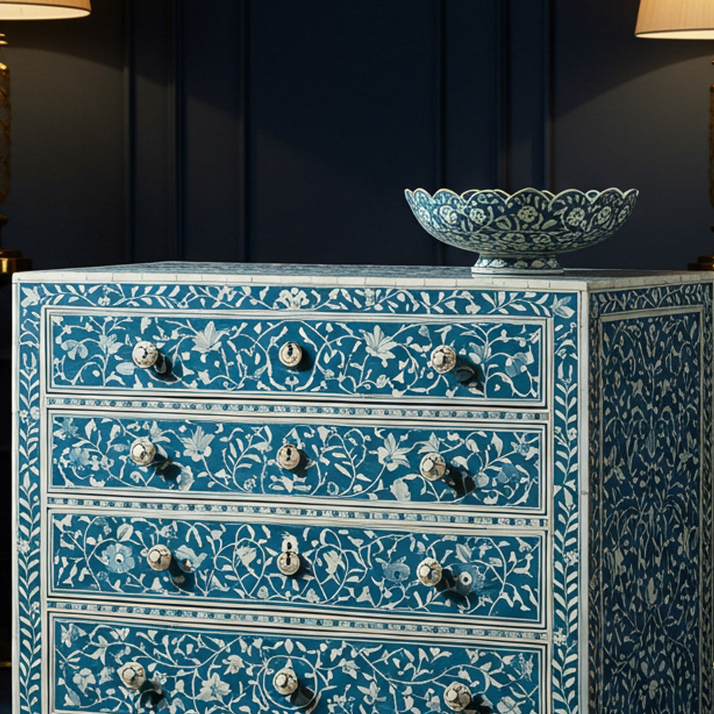 Center detail (auto-generated)