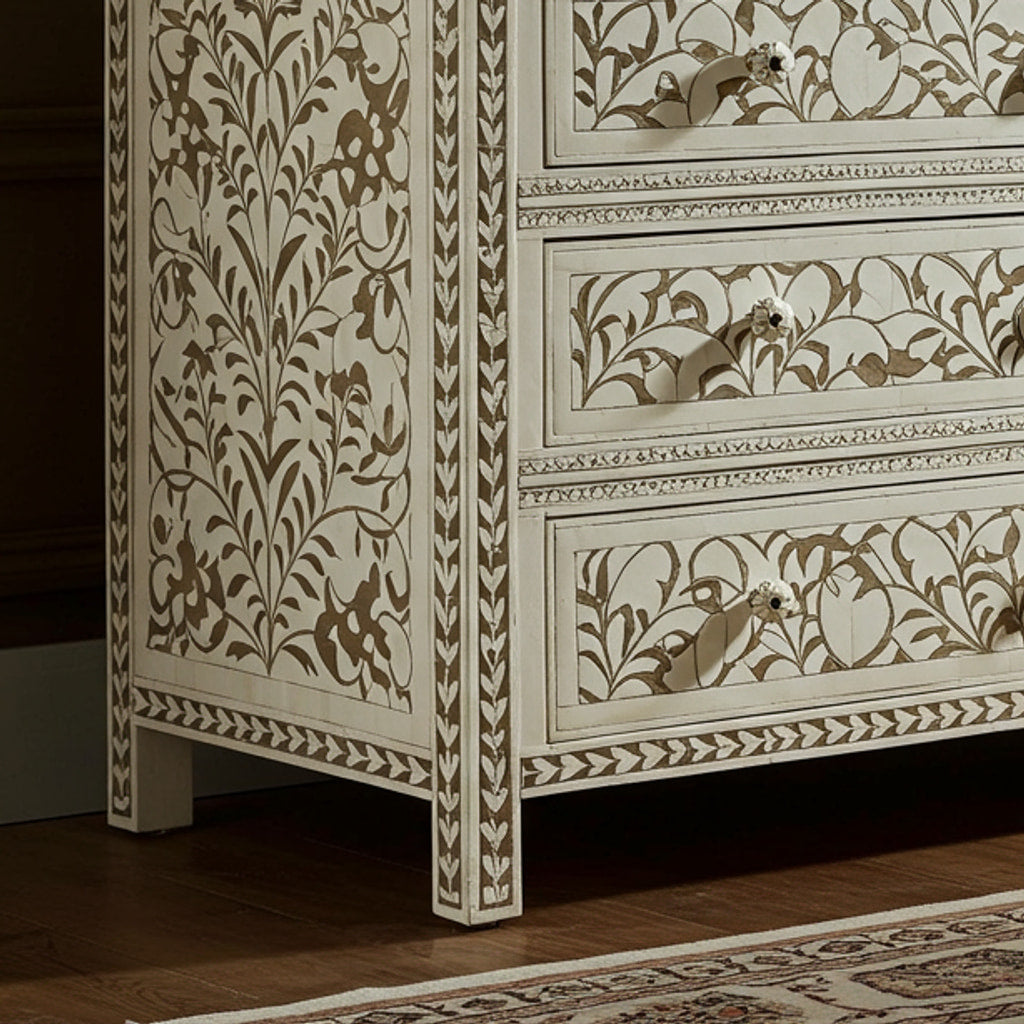 Bottom-left detail (auto-generated)