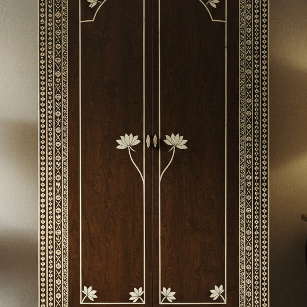 Center detail (auto-generated)