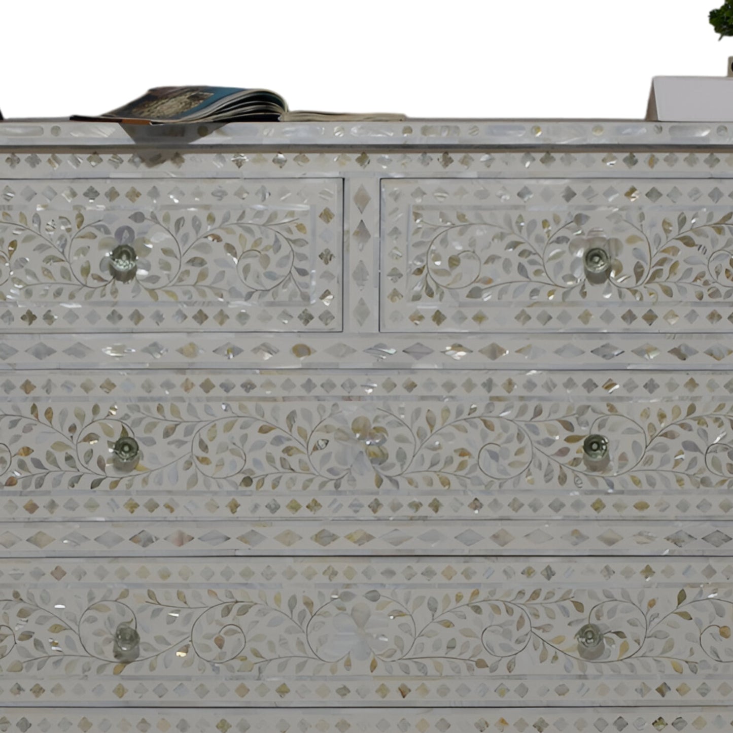 Center detail (auto-generated)