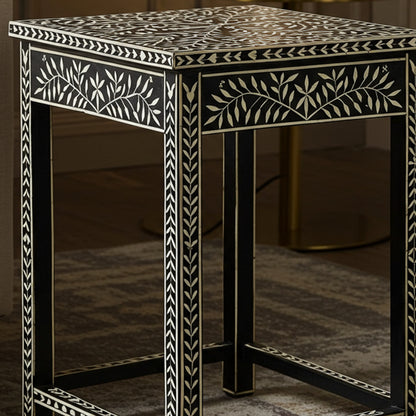 Center detail (auto-generated)