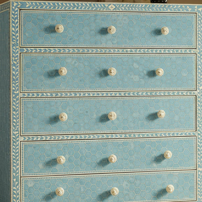 Center detail (auto-generated)