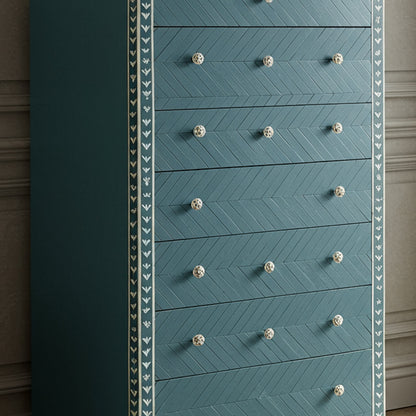 Center detail (auto-generated)