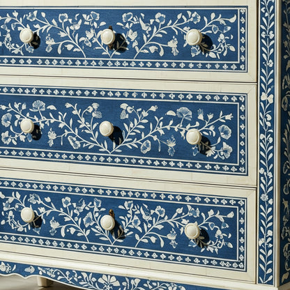 Center detail (auto-generated)