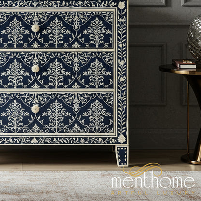 Bottom-right detail (auto-generated)