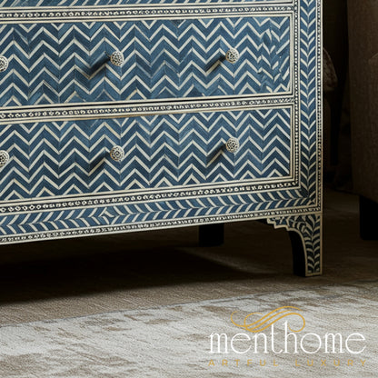 Bottom-right detail (auto-generated)