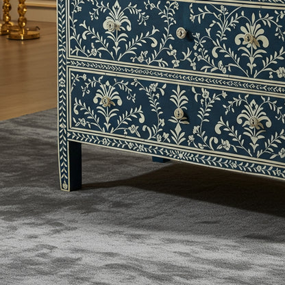 Bottom-left detail (auto-generated)