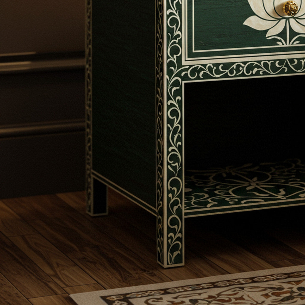 Bottom-left detail (auto-generated)