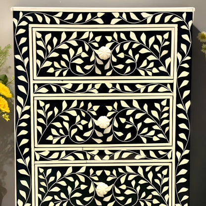 Center detail (auto-generated)