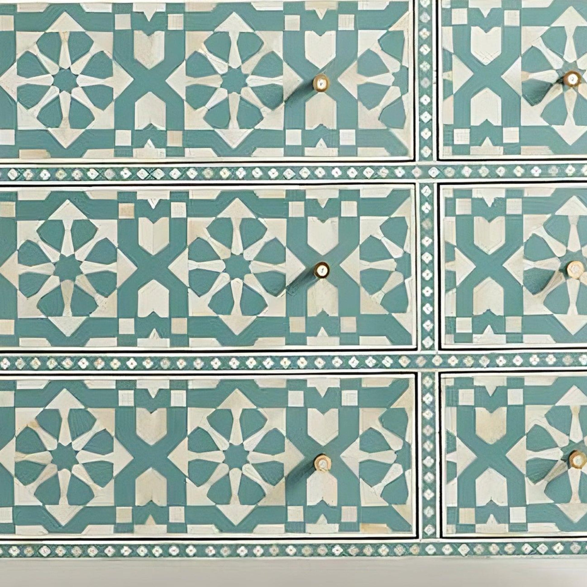 Center detail (auto-generated)