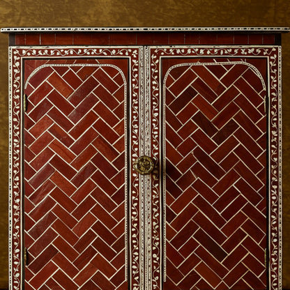 Center detail (auto-generated)